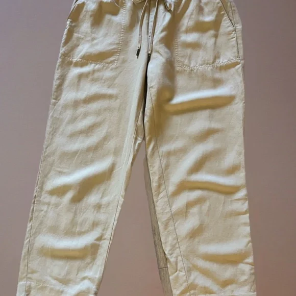 Banana Republic classic minimalist pull on drawstring preppy pants - Picture 2 of 5